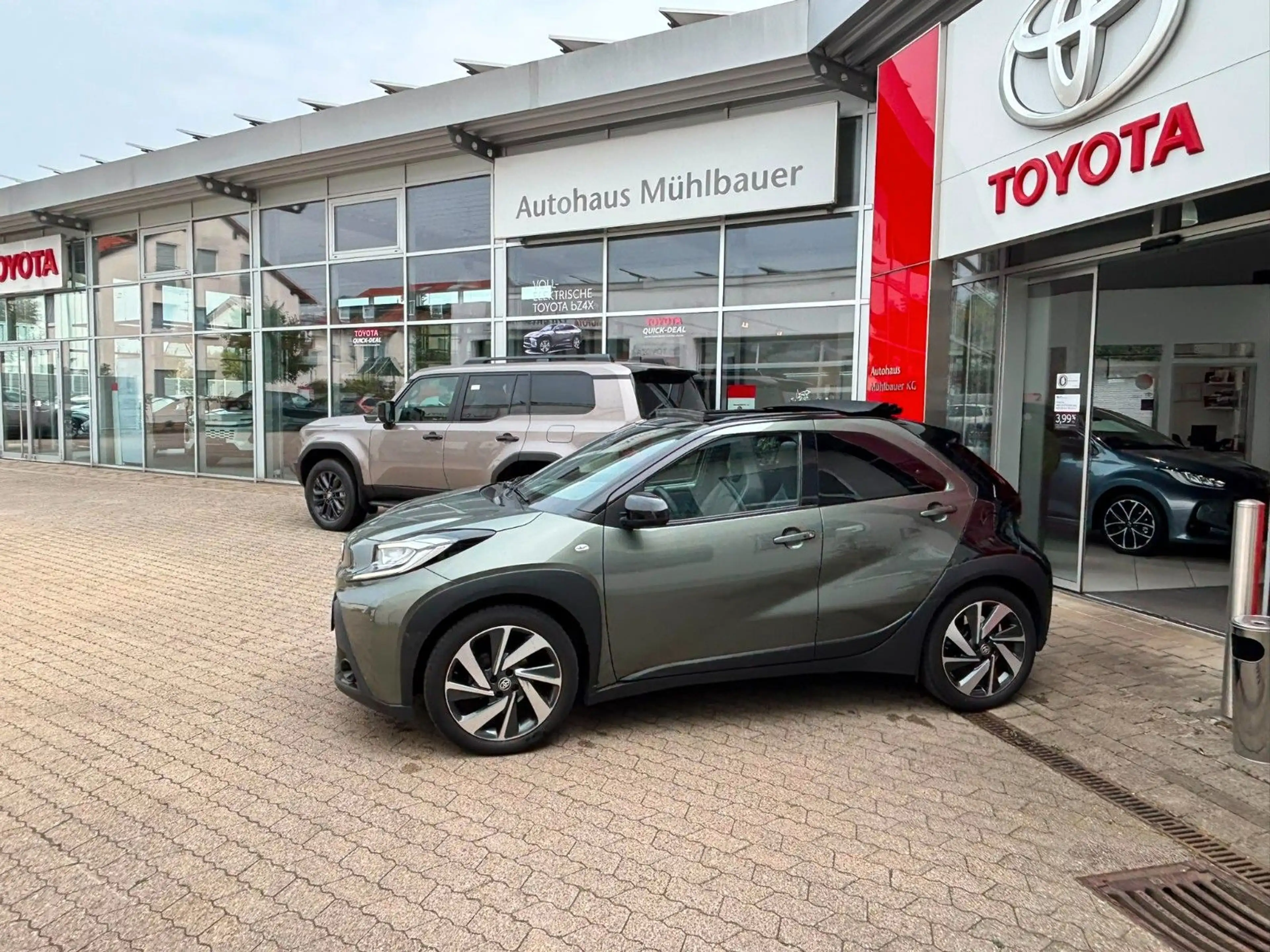 Toyota Aygo X Air Explore I FALTDACH I JBL I NAVI I LED — photo 11