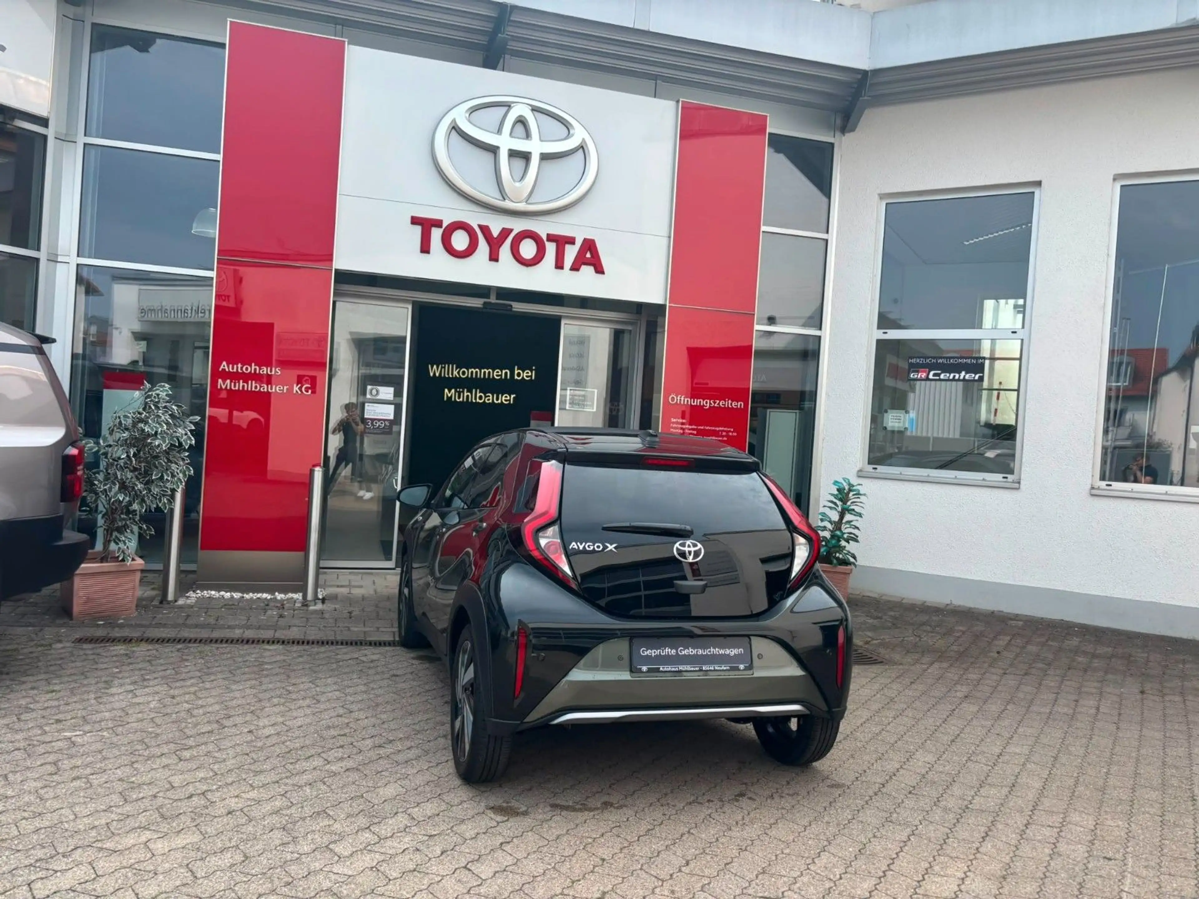 Toyota Aygo X Air Explore I FALTDACH I JBL I NAVI I LED — photo 15