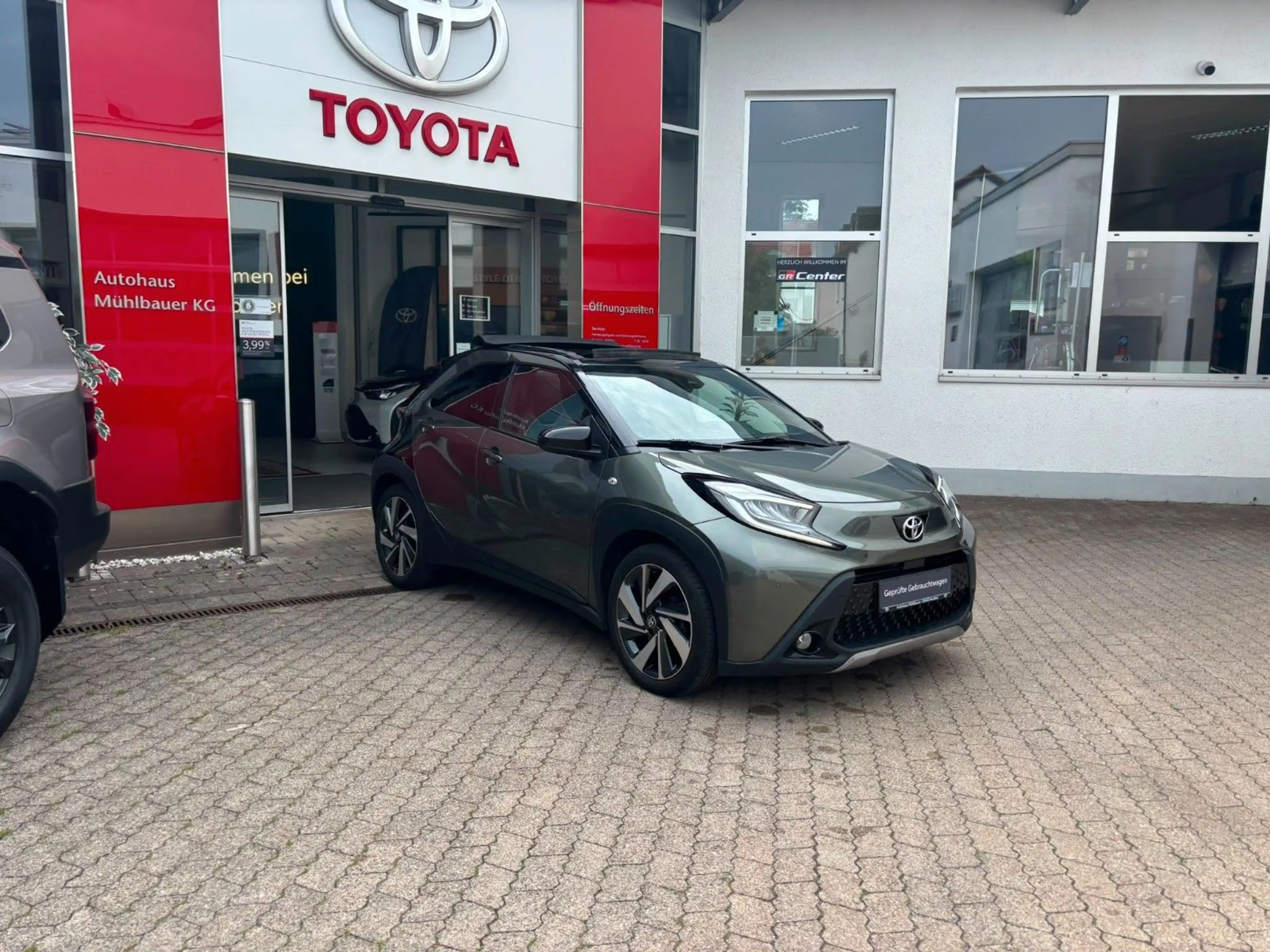 Toyota Aygo X Air Explore I FALTDACH I JBL I NAVI I LED — photo 5