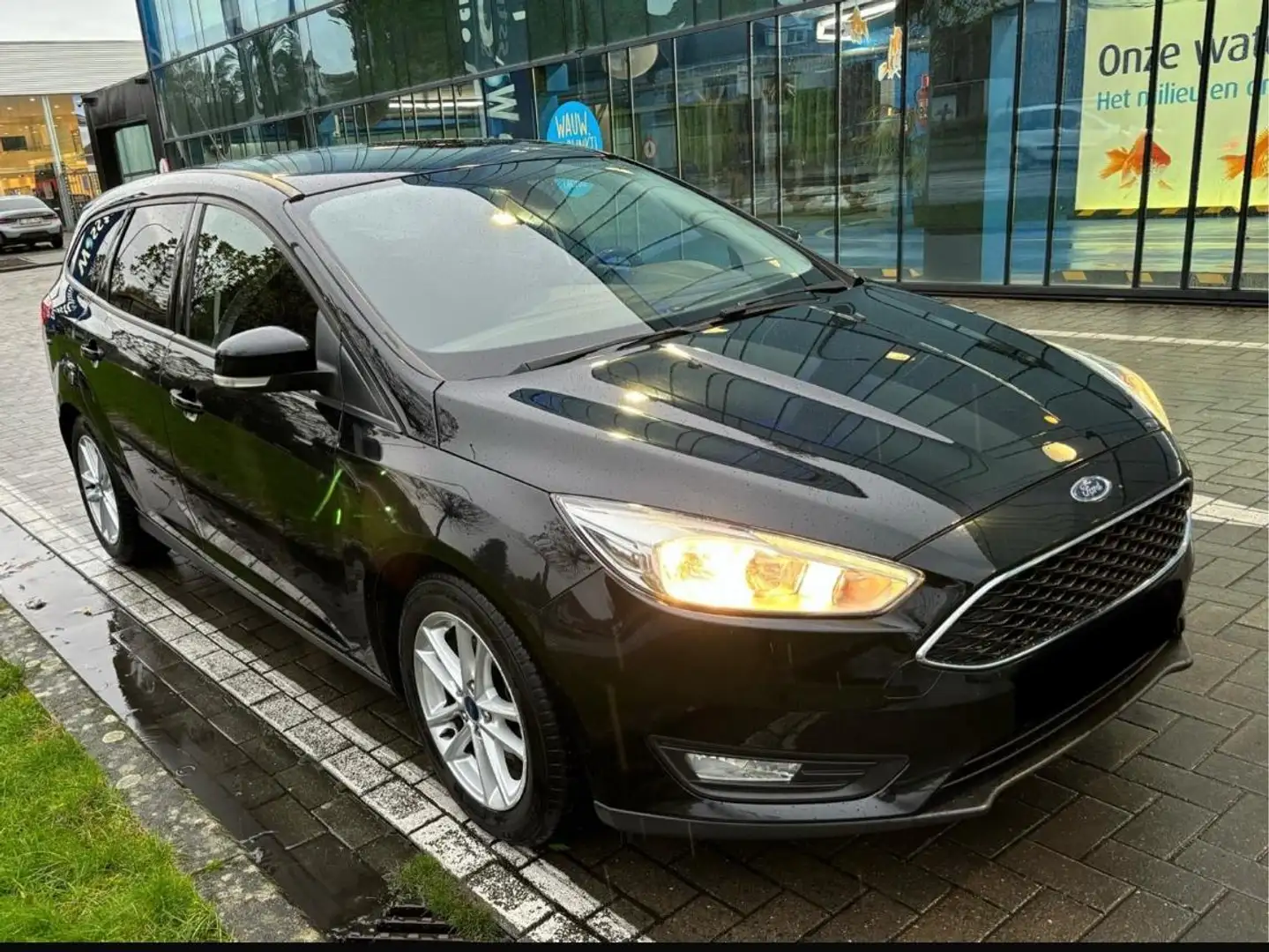 Ford Focus Focus Turnier 1.6 TDCi DPF Trend Noir - 1