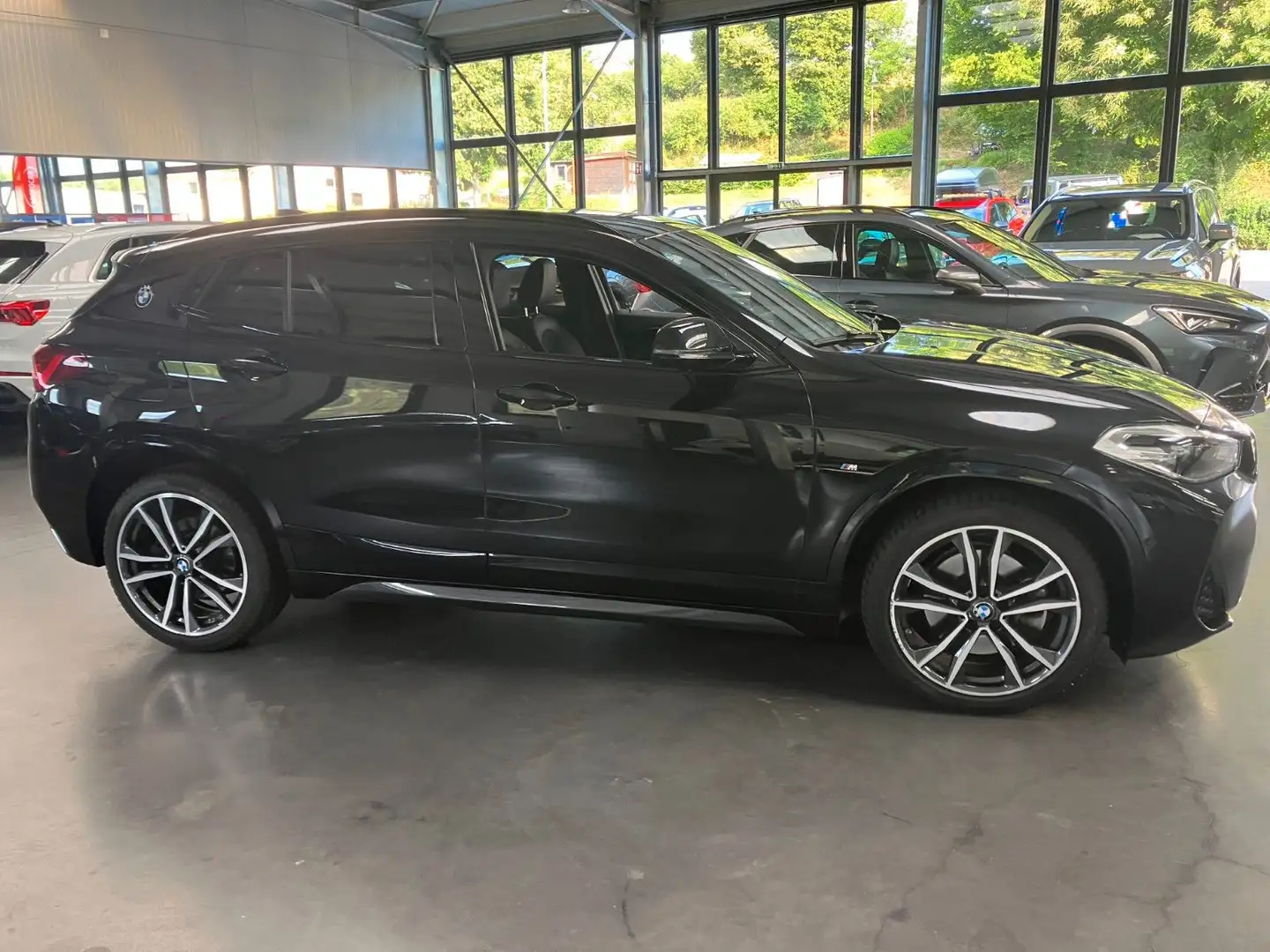 BMW X2 sDrive 20 i M Sport 178HP Noir - 2