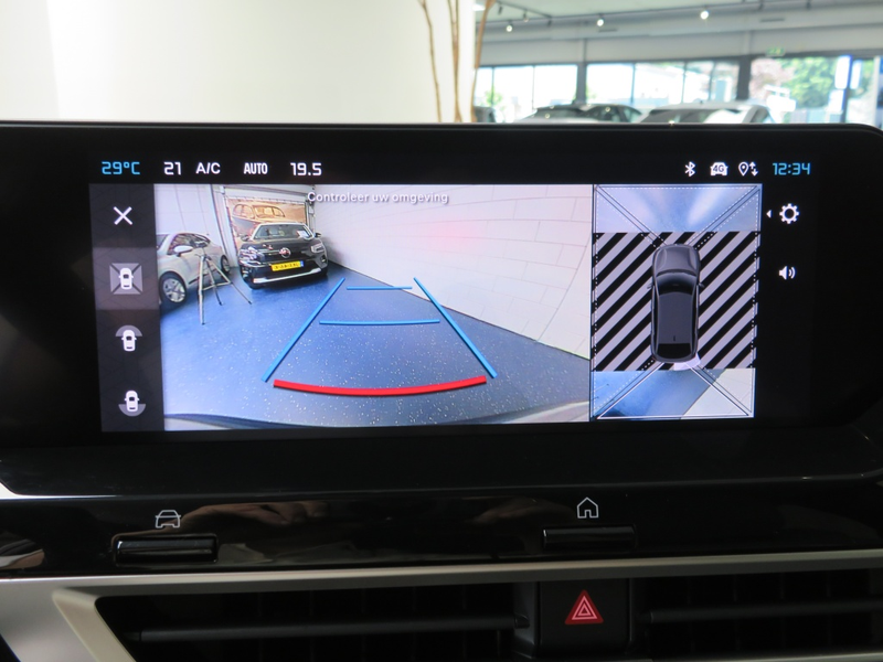 Citroen C4 1.2 Hybrid 145 Max — photo 15