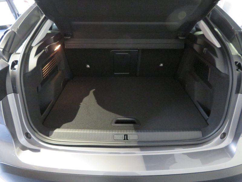 Citroen C4 1.2 Hybrid 145 Max — photo 6