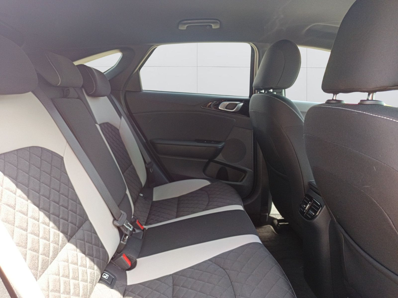 Kia ProCeed / pro_cee'd ProCeed 1.4 T-GDI, DCT GT Line — photo 14