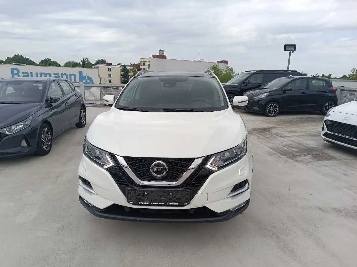 Nissan Qashqai 1.3 DIG-T N-Connecta Navi 8 fach bereift Blanc - 2