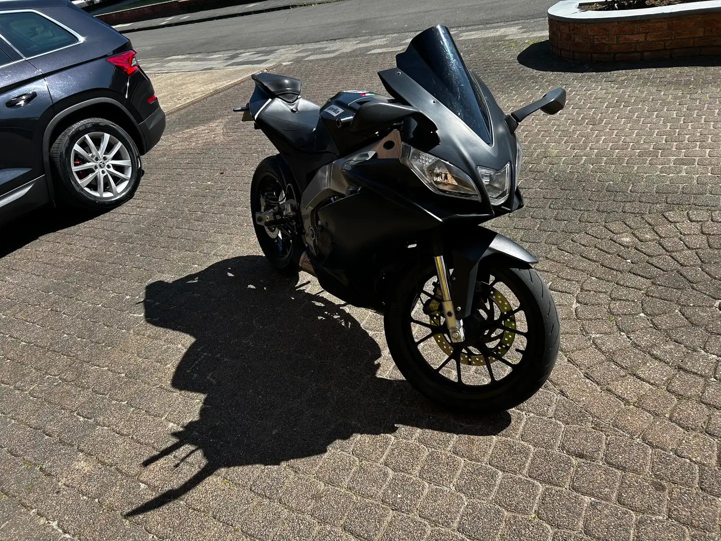 Aprilia RS4 125 Schwarz - 2