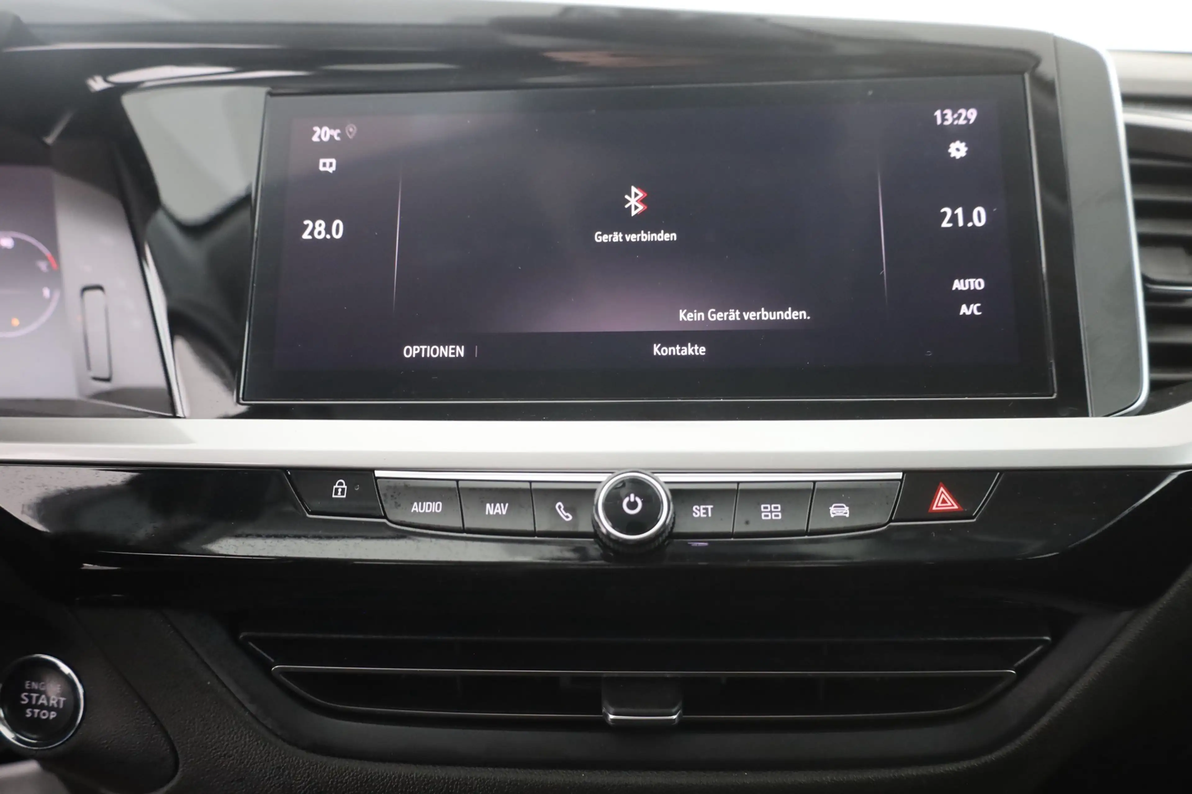 Opel Grandland 1.2 GS Line LED Navi Sitzheizung 360° — photo 15