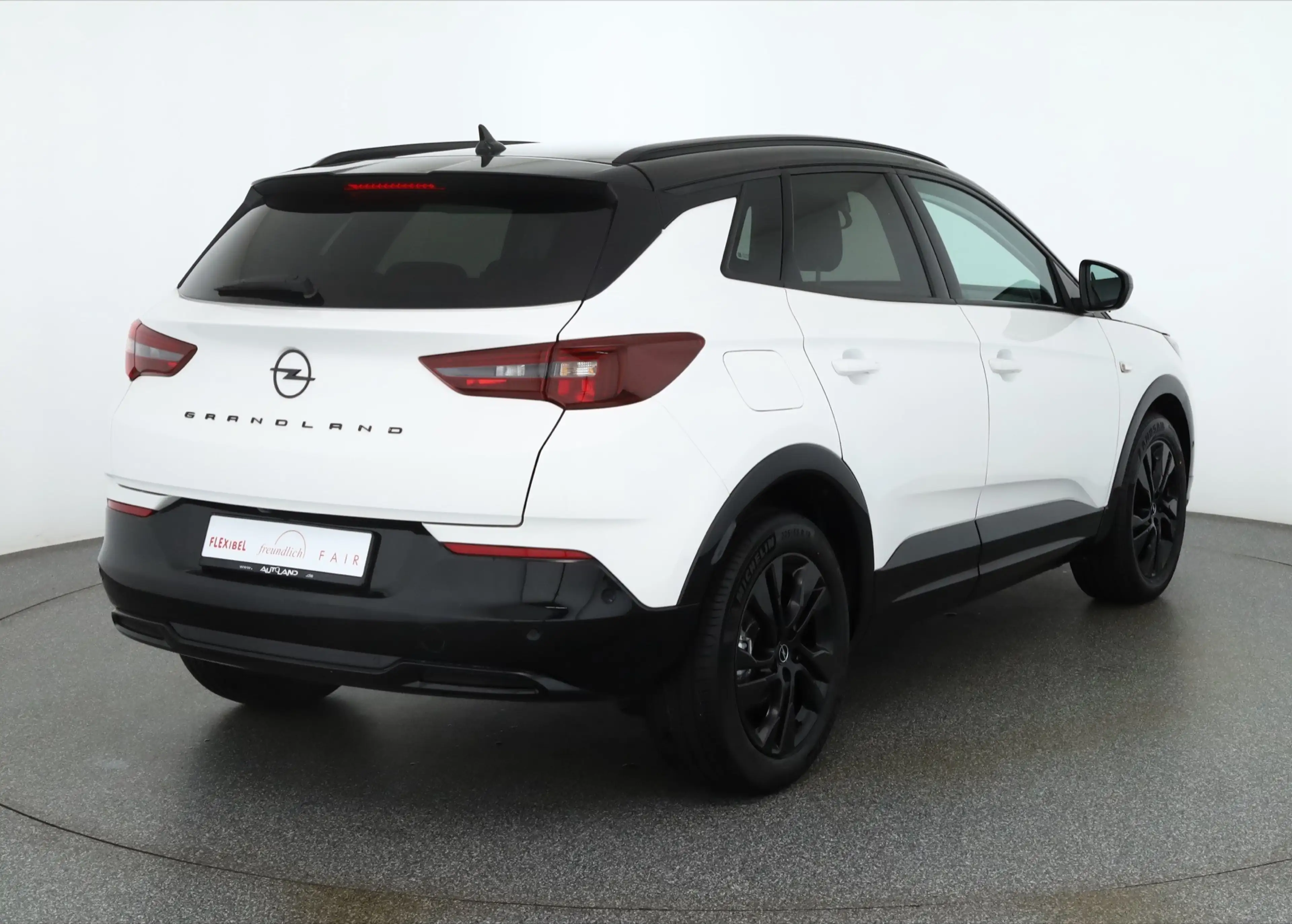 Opel Grandland 1.2 GS Line LED Navi Sitzheizung 360° — photo 5