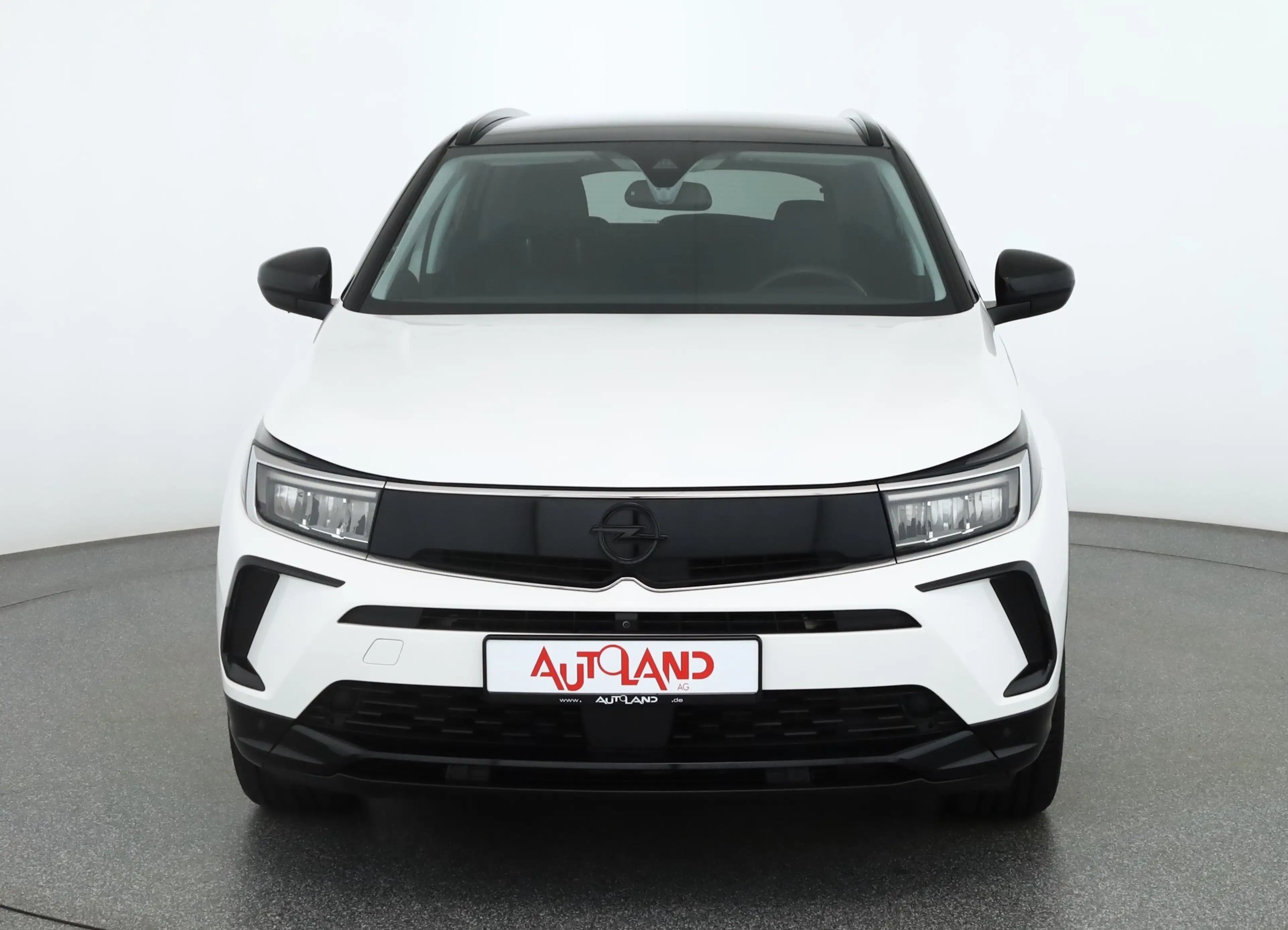 Opel Grandland 1.2 GS Line LED Navi Sitzheizung 360° — photo 8