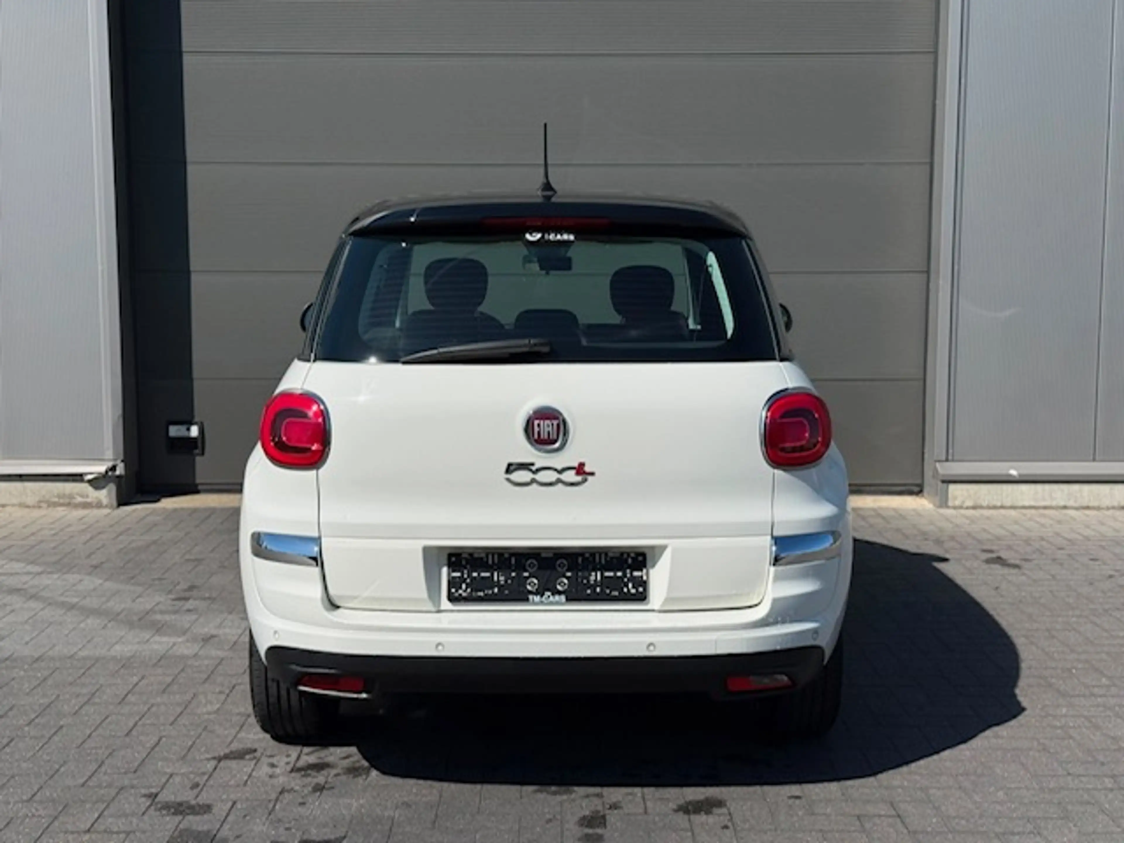 Fiat 500L 500L 1.4i Lounge (EU6d-TEMP) — photo 3