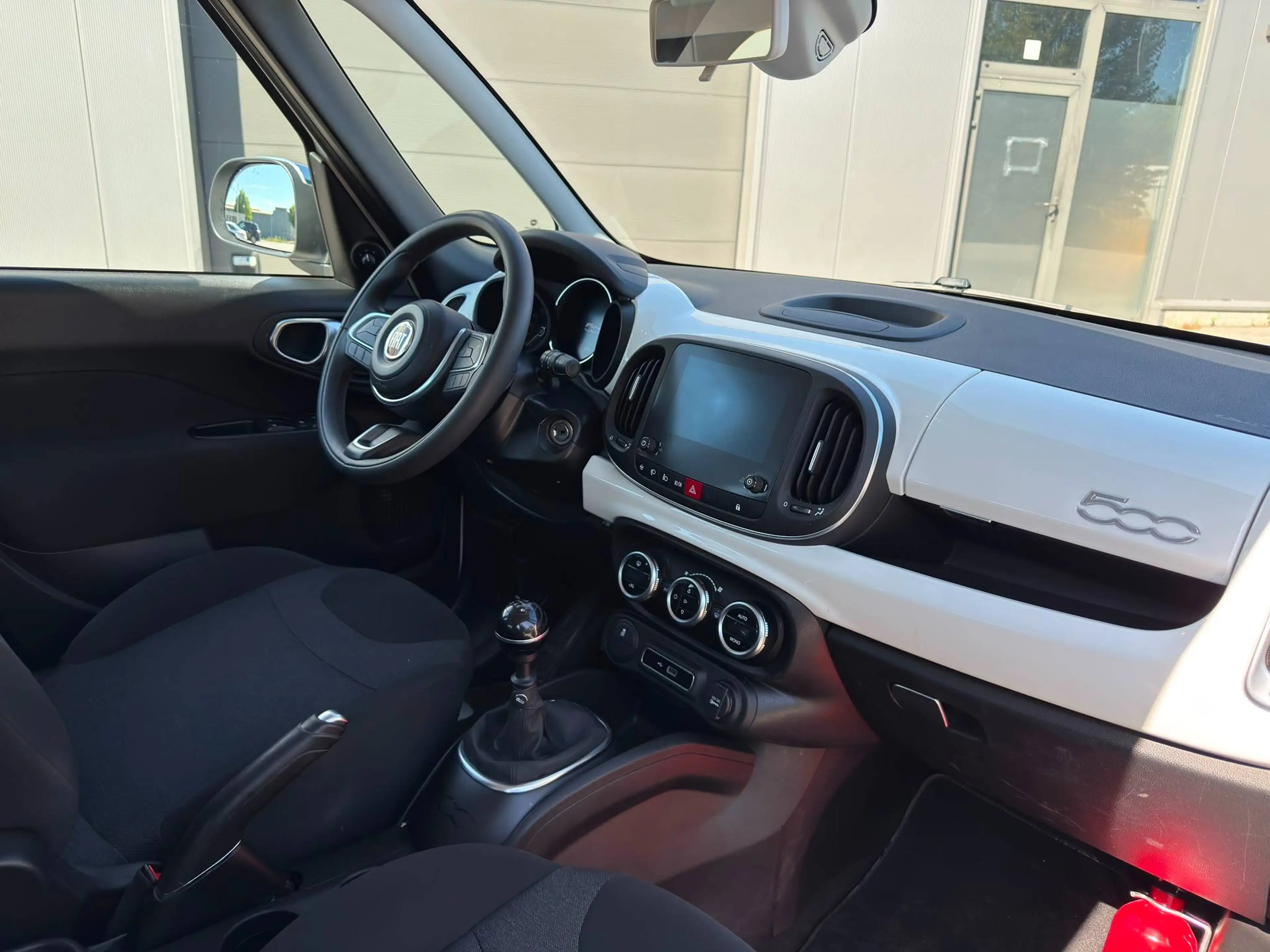 Fiat 500L 500L 1.4i Lounge (EU6d-TEMP) — photo 8