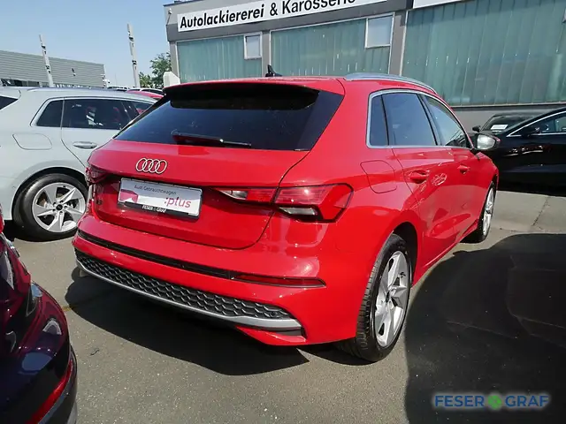Audi A3 view 4