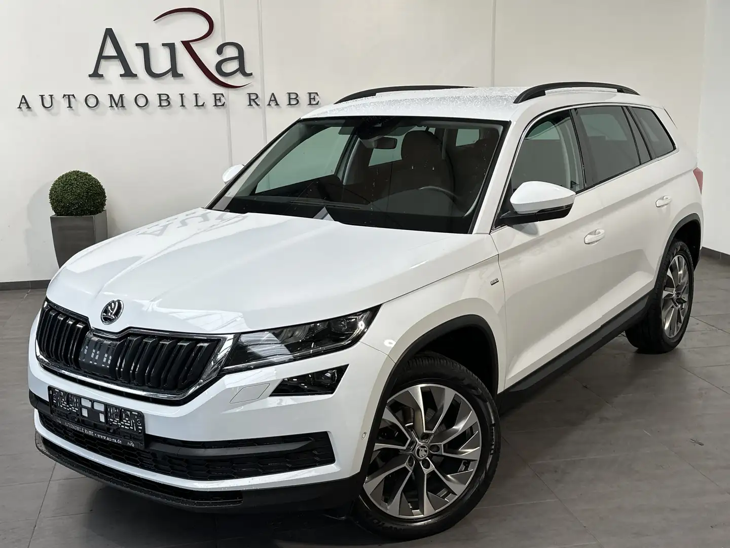 Skoda Kodiaq 2.0 TDI DSG Clever NAV+LED+AHK+KAMERA+ACC Bianco - 1