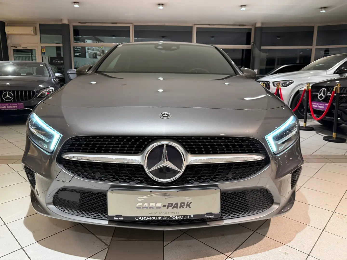 Mercedes-Benz A 200 A 200 4Matic (177.088) Grau - 2