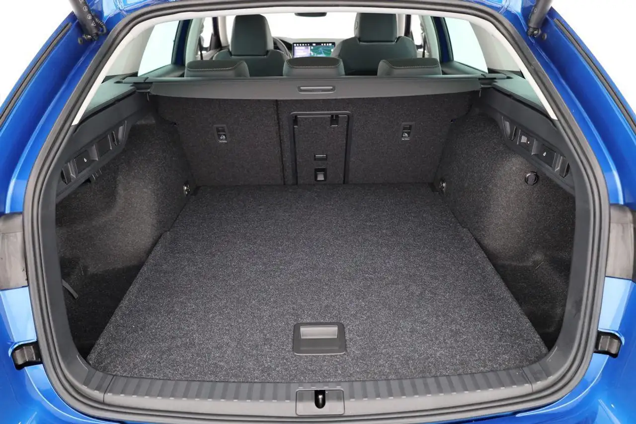 Skoda Octavia 2026 — фото 13