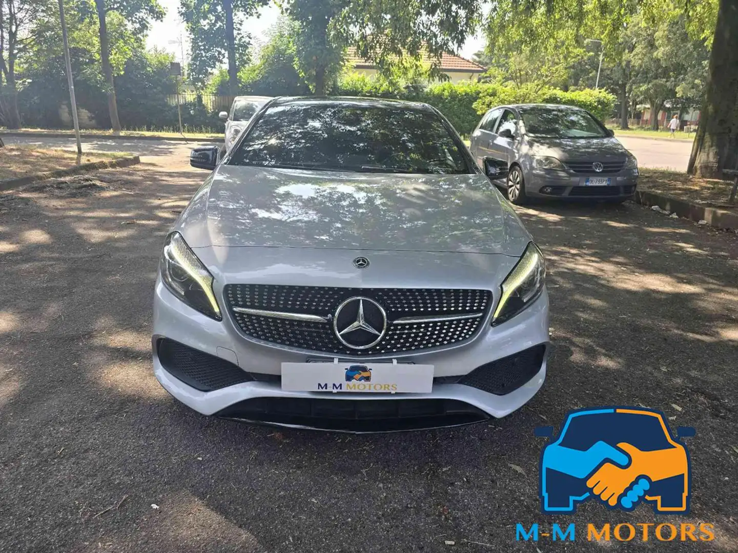 Mercedes-Benz A 180 A180 AMG line Tagliandi certificati Grigio - 2