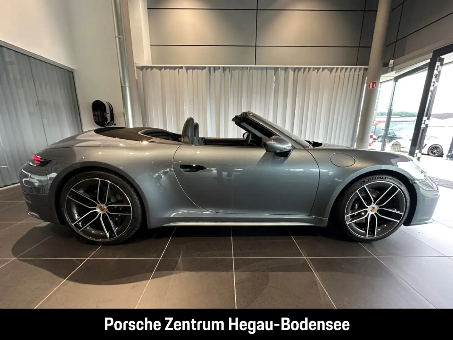 Porsche 992 (911) Carrera Cabriolet/Lift/Sportabgasanlage/Spor Grau - 2