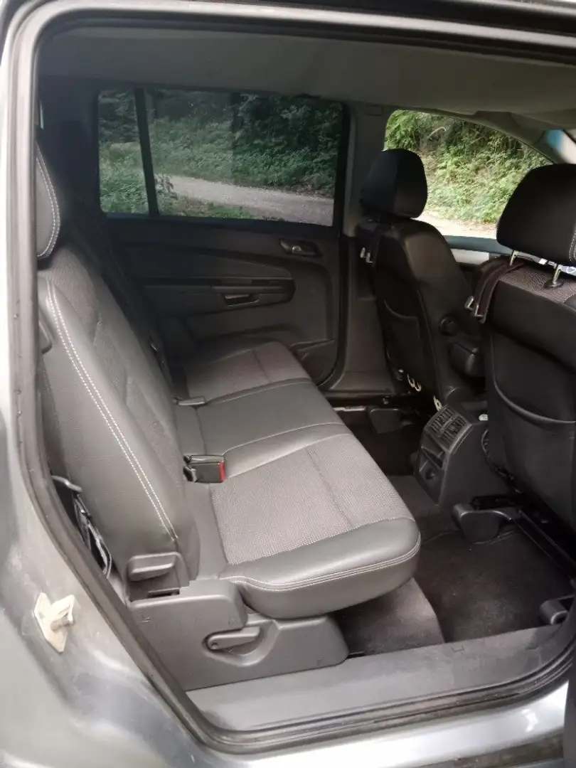 Opel Zafira Zafira II 2005 1.9 cdti Cosmo 120cv - 2