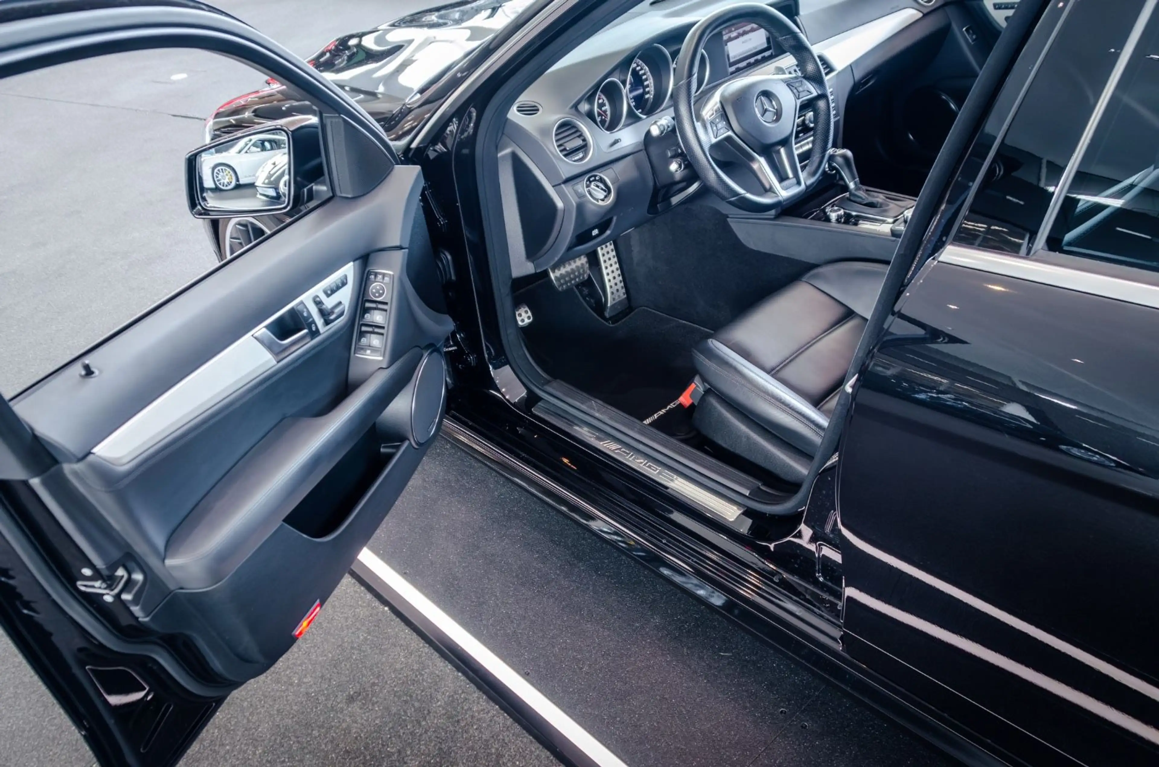 Mercedes-Benz C 63 AMG T-Modell*Deutsch*Unfallfrei*Scheckheft* — photo 10