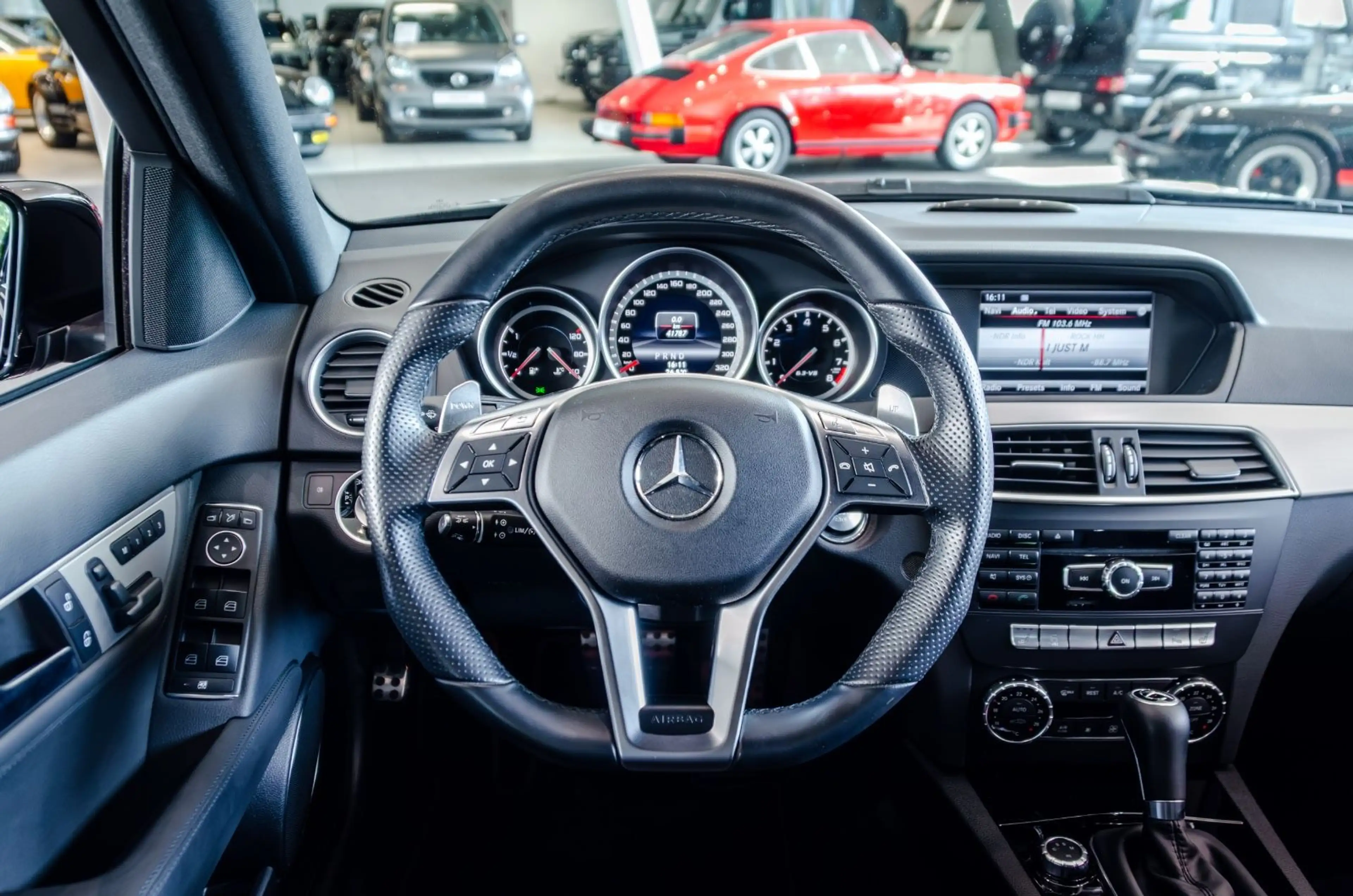 Mercedes-Benz C 63 AMG T-Modell*Deutsch*Unfallfrei*Scheckheft* — photo 13