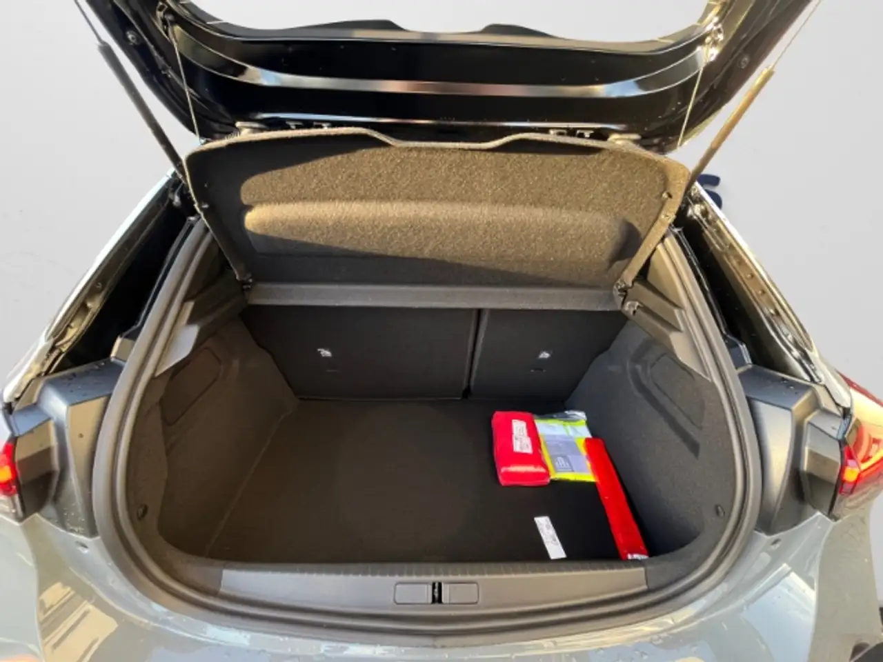 Opel Corsa F GS 1.2 MHEV Navi Rückfahrkamera 19