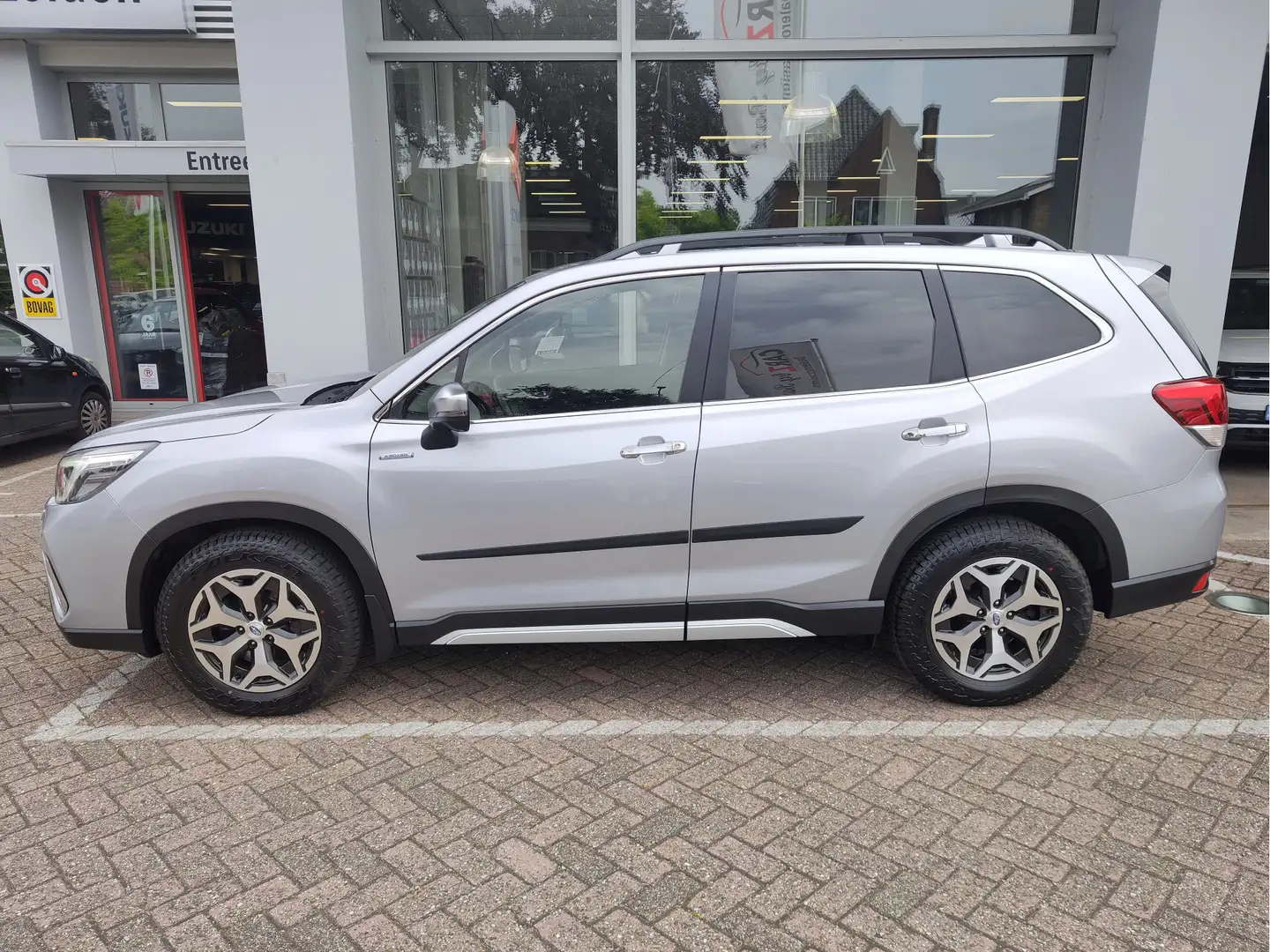 Subaru Forester 2.0i e-BOXER LUXURY Keyless | Dodehoeksensoren | E Grijs - 2