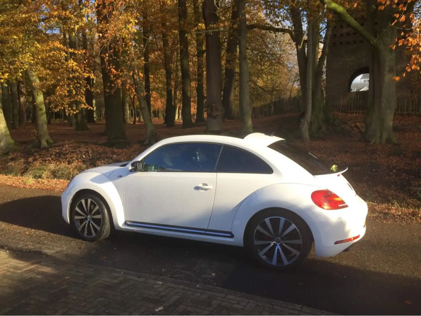 Volkswagen Beetle 2.0 TSI Sport Turbo R-Line 2014 112500 km Wit - 1