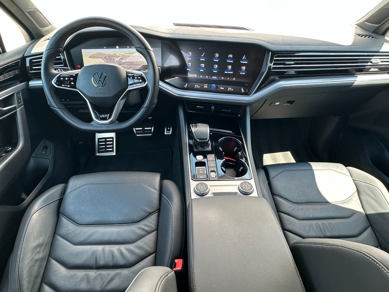 Volkswagen Touareg 3.0 TDI R-Line 4M AHK LUFT 360C ACC LEDE — photo 5