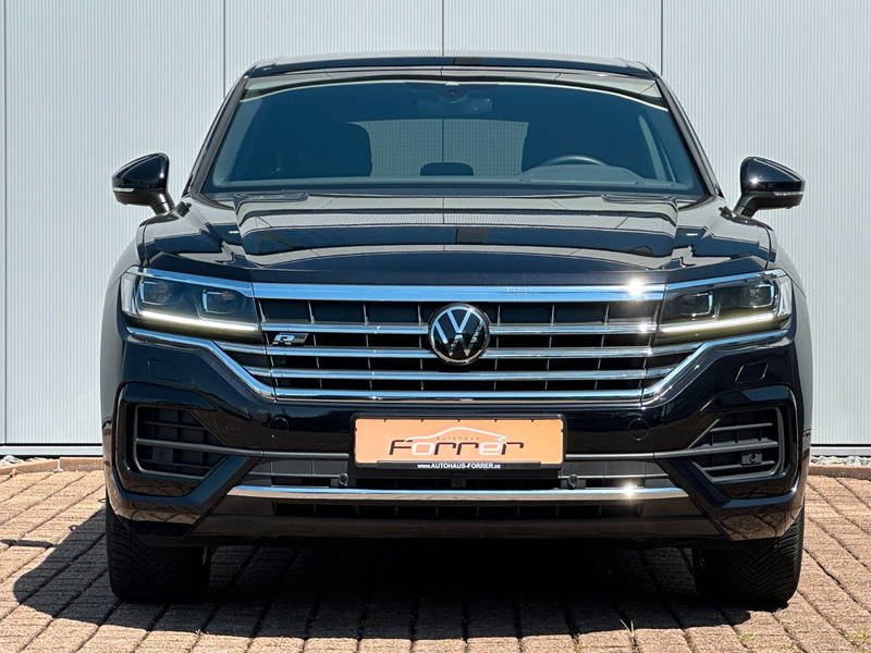 Volkswagen Touareg 3.0 TDI R-Line 4M AHK LUFT 360C ACC LEDE — photo 13