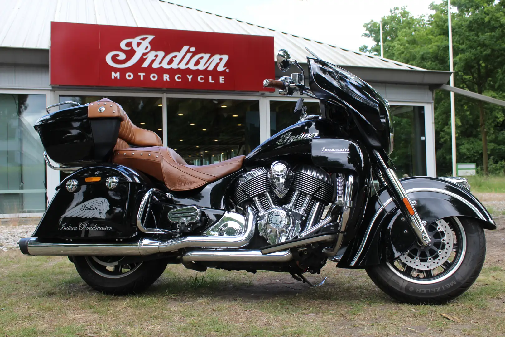 Indian Roadmaster Roadmaster Negru - 1