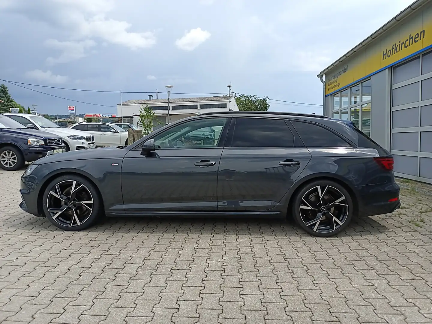 Audi A4 Avant 2,0 TDI Sport  s-line *8-fach*LED*Navi*SH... Grau - 2
