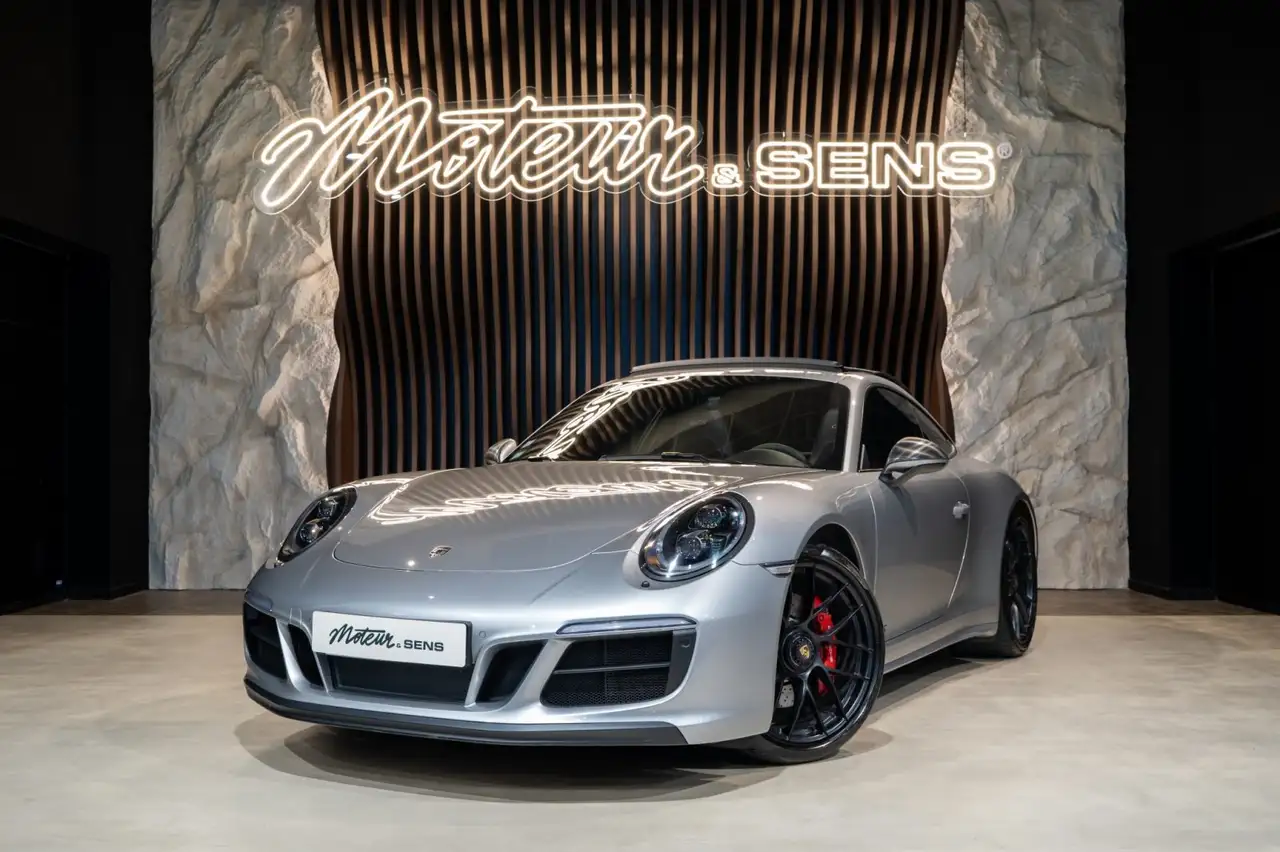 Porsche 991