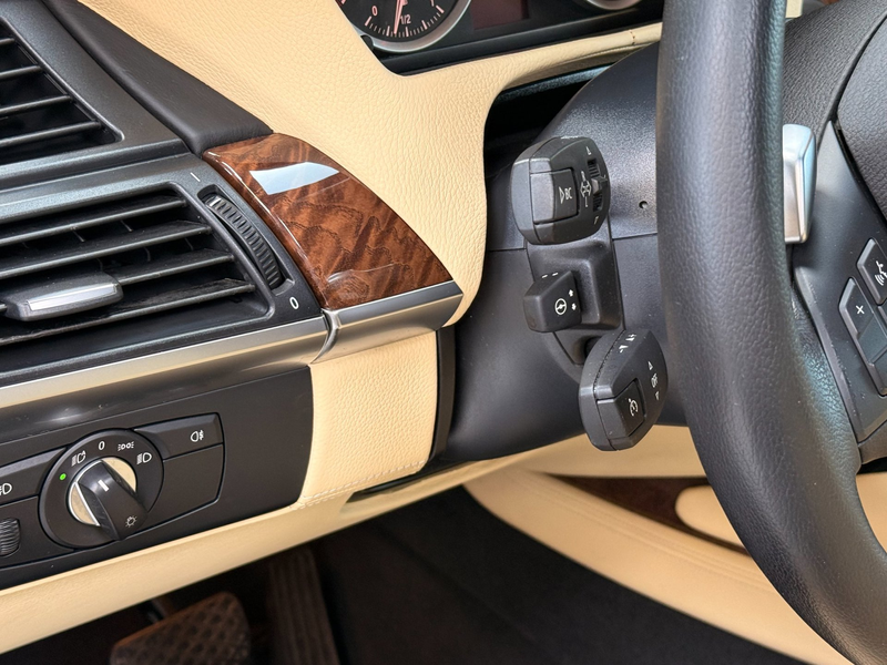 BMW X6 XDrive35i High Executive RubinSchwarz Youngtimer — photo 24