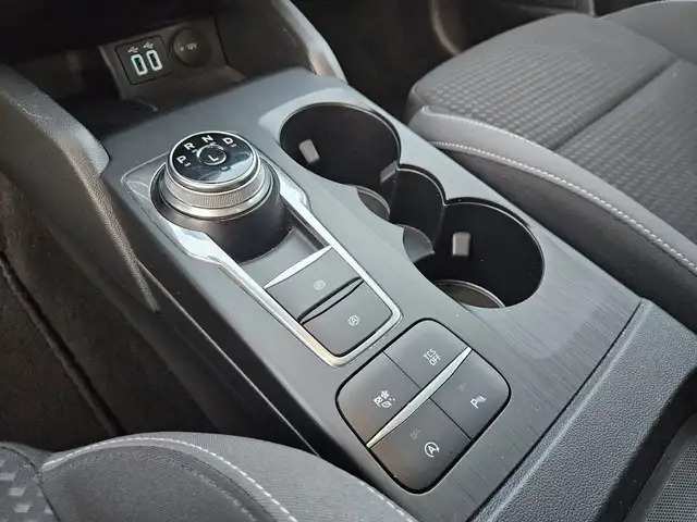 Ford Focus view 13