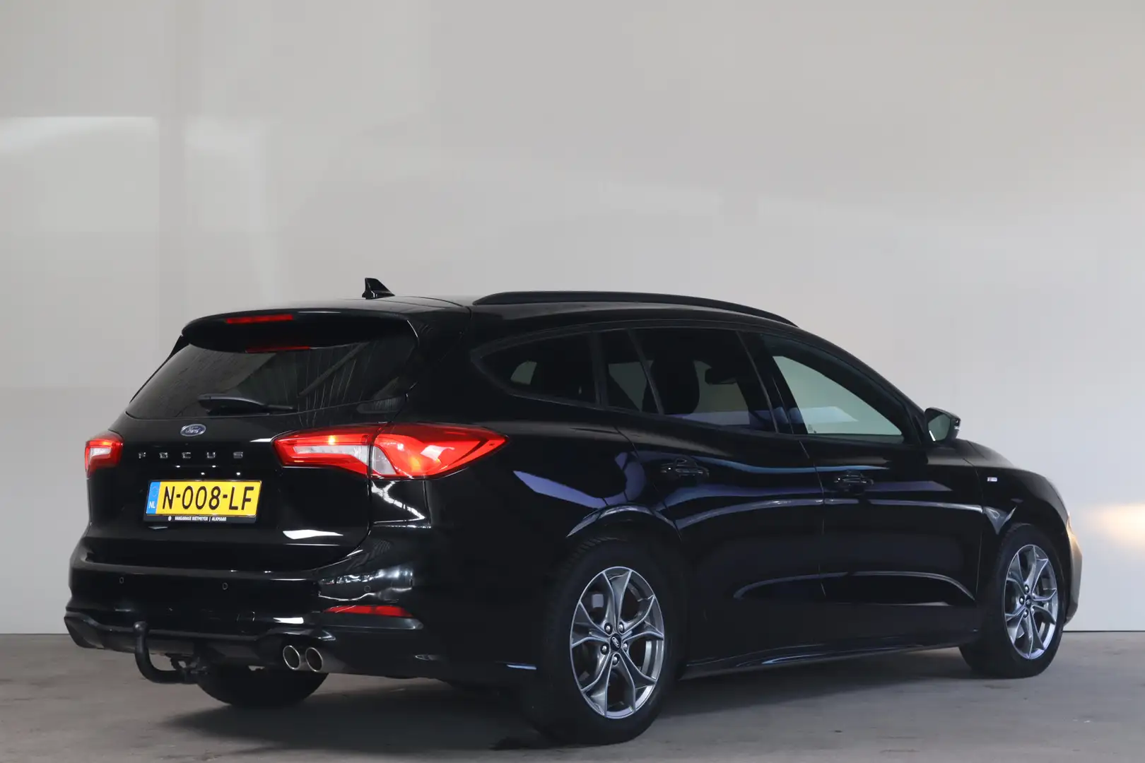 Ford Focus Wagon 1.0 EcoBoost Titanium Business Stoel+Stuurve Zwart - 2