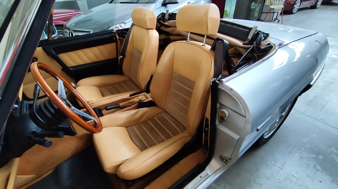 Alfa Romeo Spider 2.0 my90, foto 10