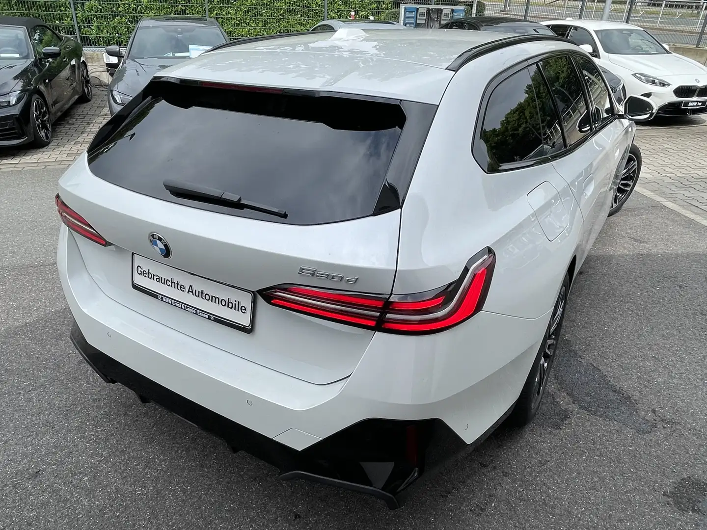 BMW 520 d Touring || AHK Stndhzg Autobahnass elSitze Bianco - 2