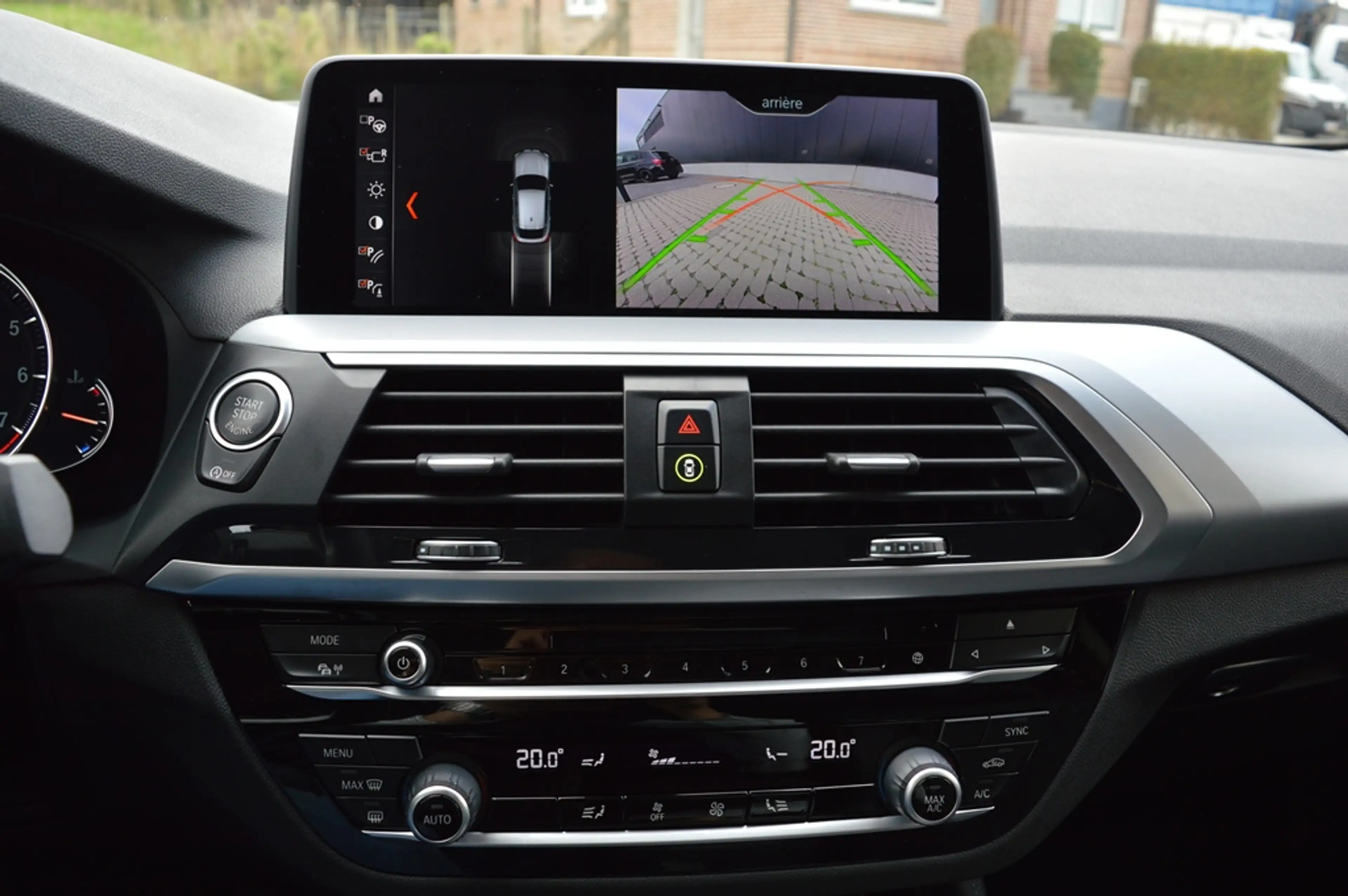 BMW X4 xDrive20i - 1 HAND - Top condition — photo 14