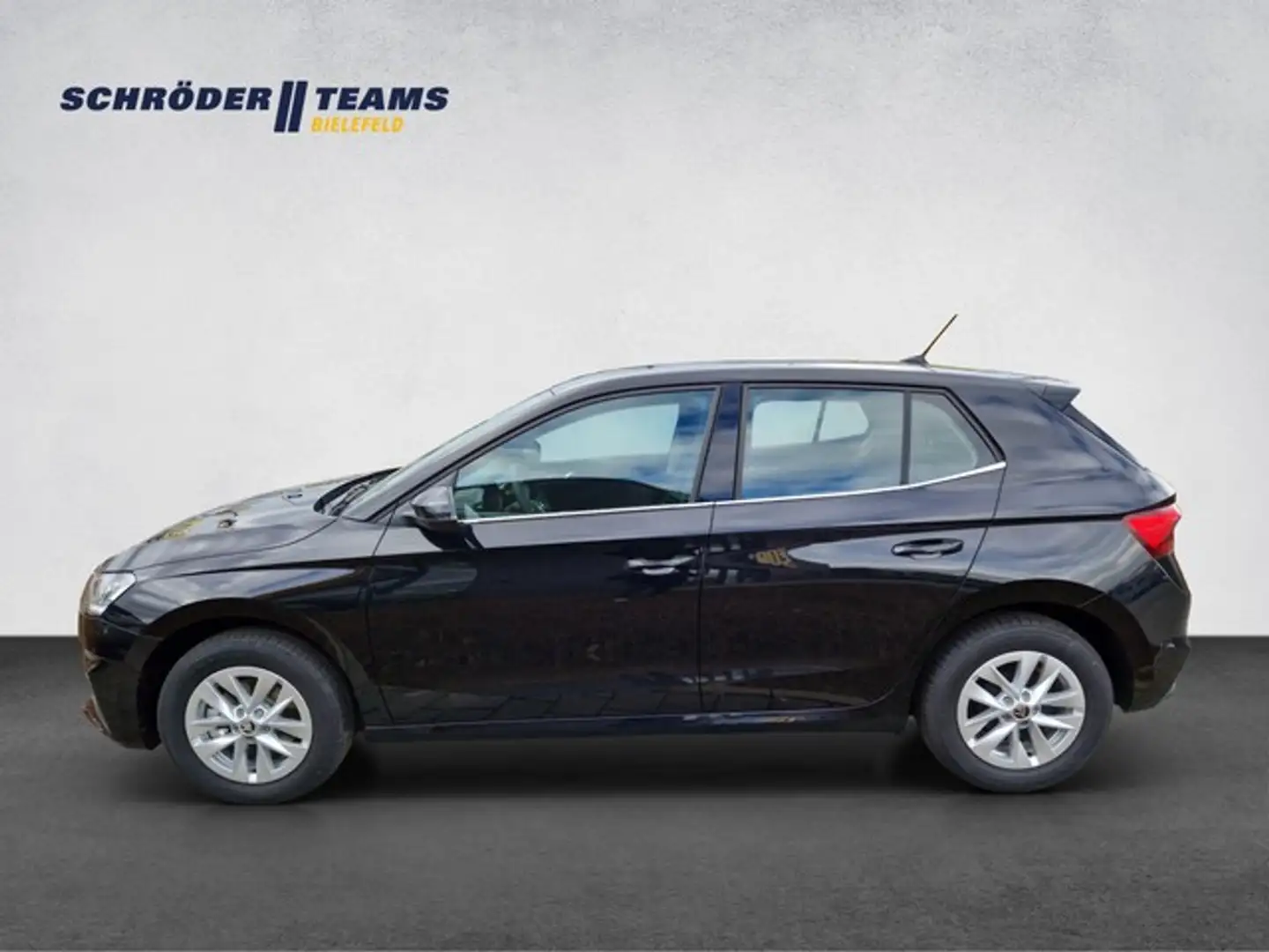 Skoda Fabia 1.0 TSI DSG Style Schwarz - 2