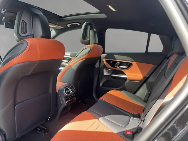 Mercedes-Benz GLC view 12
