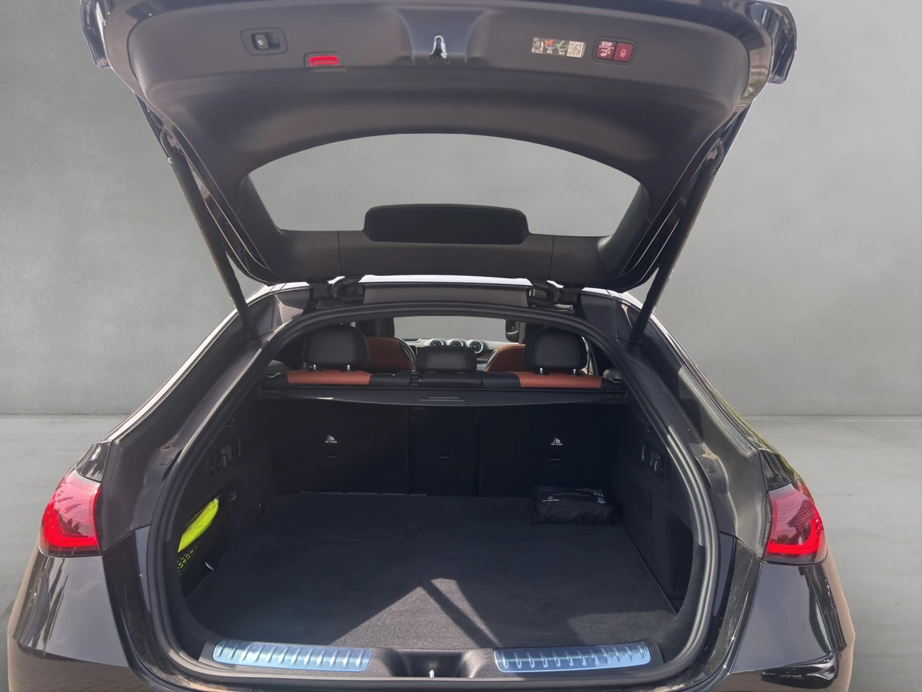 Mercedes-Benz GLC 450 d Cpé AMG Prem+ DISTRO Pano AIRMATIC AHK — photo 7