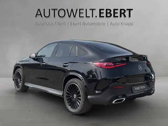 Mercedes-Benz GLC view 3