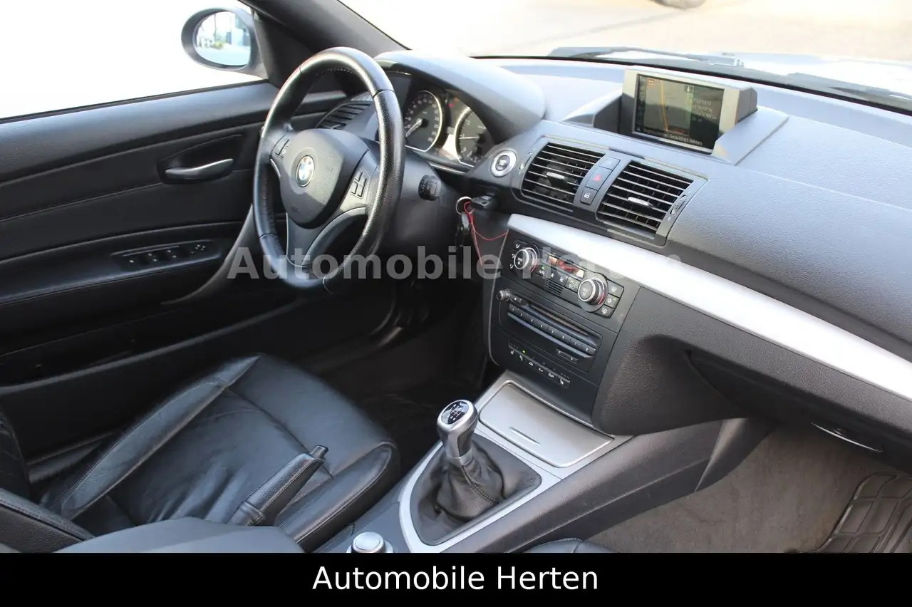 BMW 120i CABRIOLET - 170ch - 110 000KMS - SELLERIE CUIR - VOLANT EN CUIR - CT RECENT