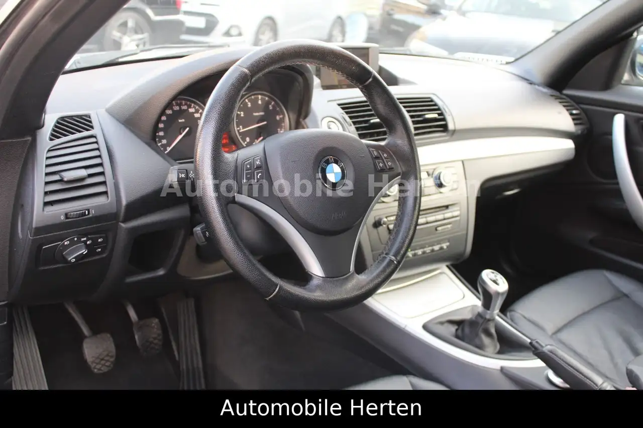 BMW 120i CABRIOLET - 170ch - 110 000KMS - SELLERIE CUIR - VOLANT EN CUIR - CT RECENT