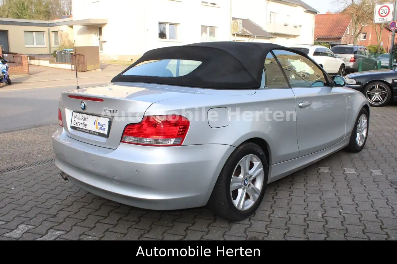 BMW 120i CABRIOLET - 170ch - 110 000KMS - SELLERIE CUIR - VOLANT EN CUIR - CT RECENT
