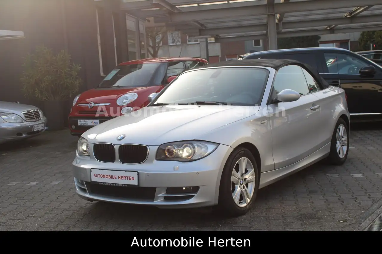BMW 120i CABRIOLET - 170ch - 110 000KMS - SELLERIE CUIR - VOLANT EN CUIR - CT RECENT