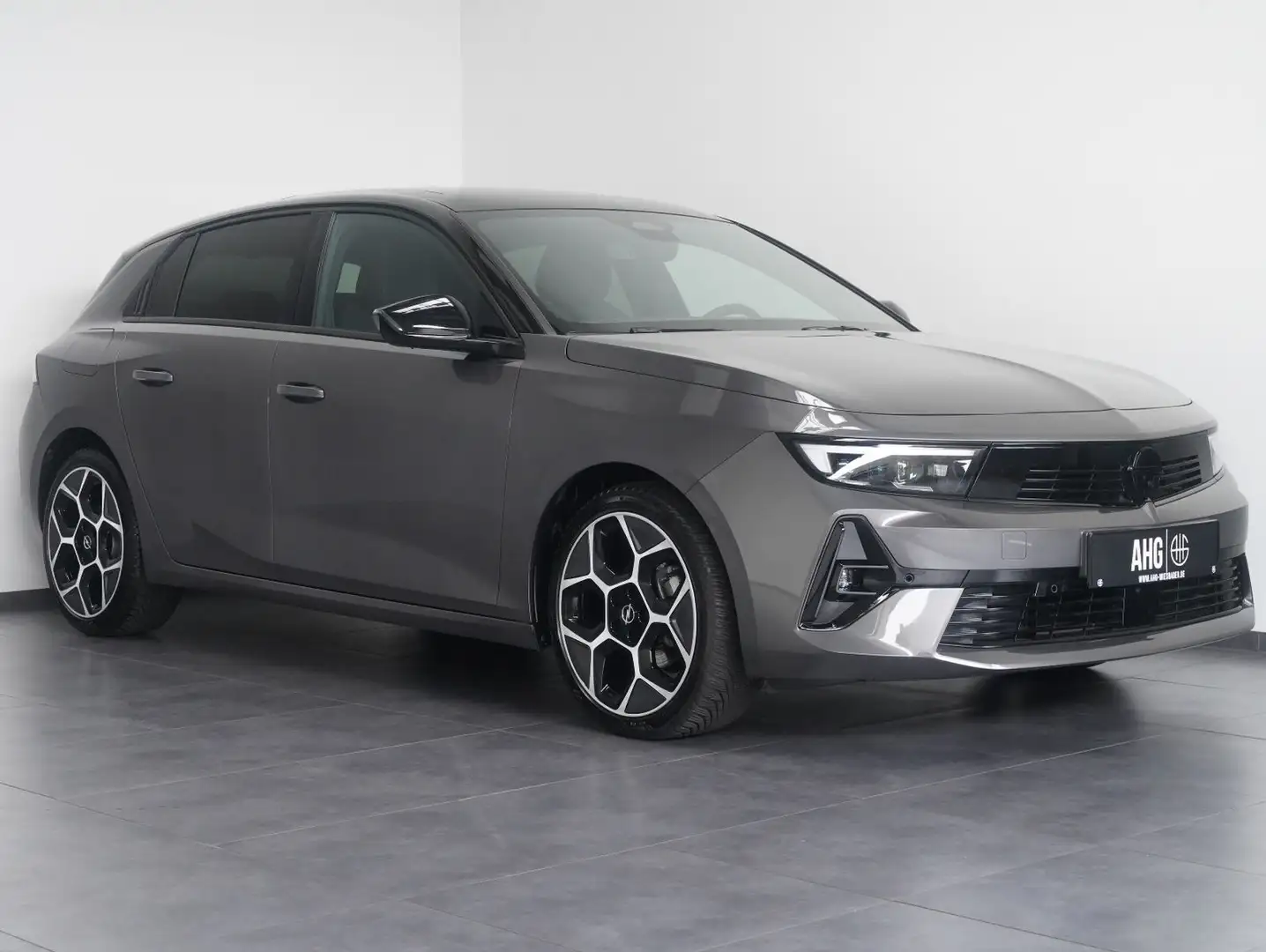 Opel Astra L Lim. 5-trg. Ultimate INTELLILUX/PANORAMA Noir - 2