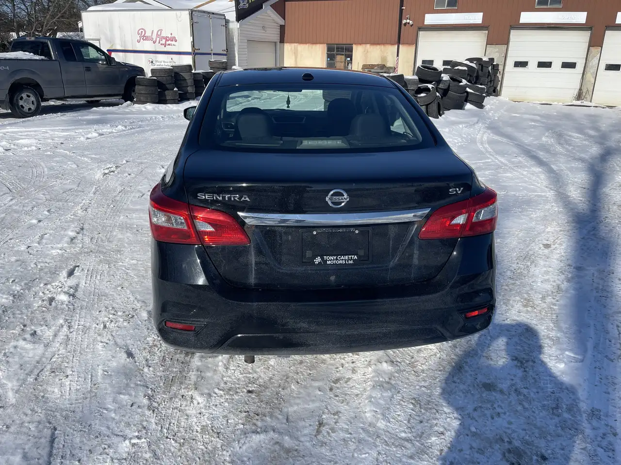 Nissan Sentra снимка Nissan Sentra