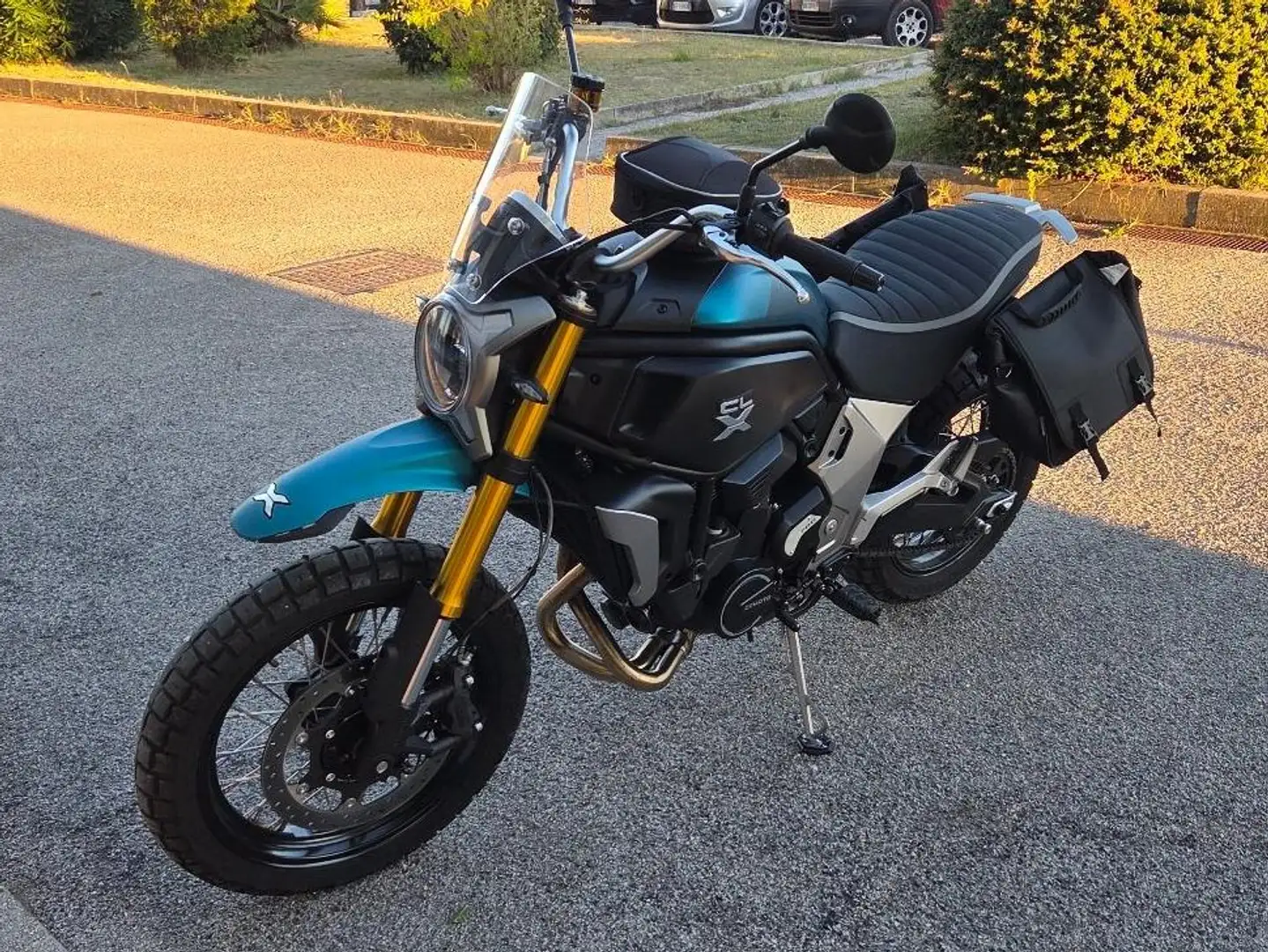 CFMOTO 700 CL-X ADVENTURE Blu/Azzurro - 2