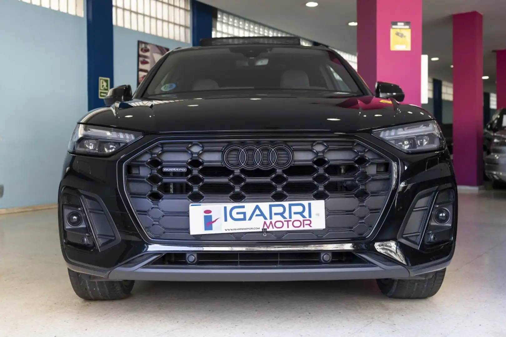 Audi Q5 40 TDI quattro-ultra Black line S tronic 150kW Negro - 2
